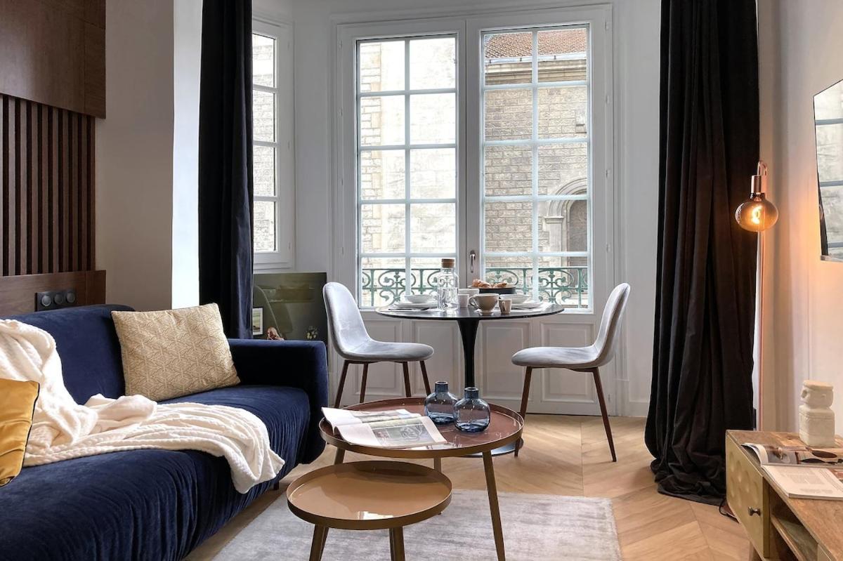 Superbe Plage/ Promenade Des 102 Apartment *